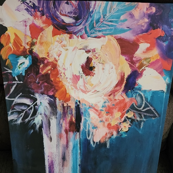 Beautiful vibrant canvas painting by Canvas Art. Painting has artist's signature - Picture 2 of 5